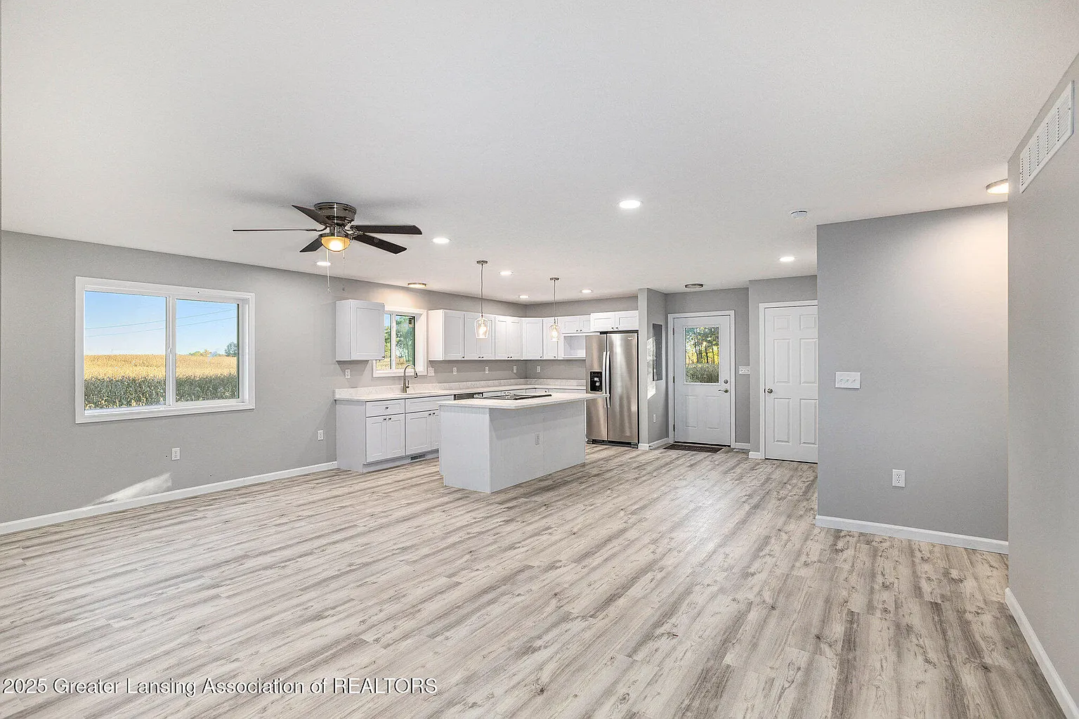 4845 Moechel Rd photo 1