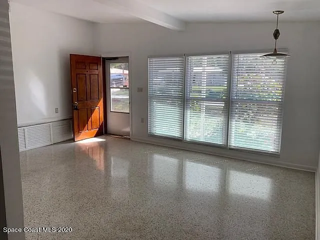22 Knollwood Drive - 1 — Photo 3