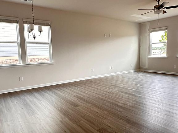 5th image of 20 Windover Way