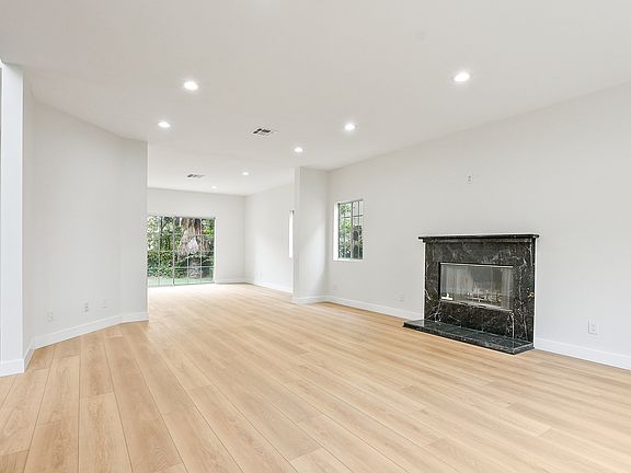 4th image of 5165 Etiwanda Ave
