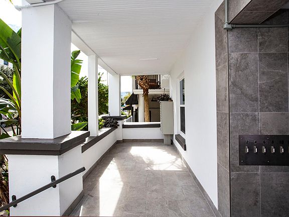 5th image of 333 5th St S #4