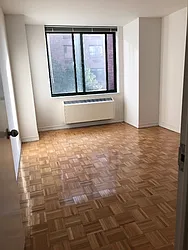 Rented by LL Real Estate Services