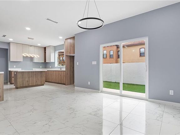 3rd image of 2806 Stablewood Ln
