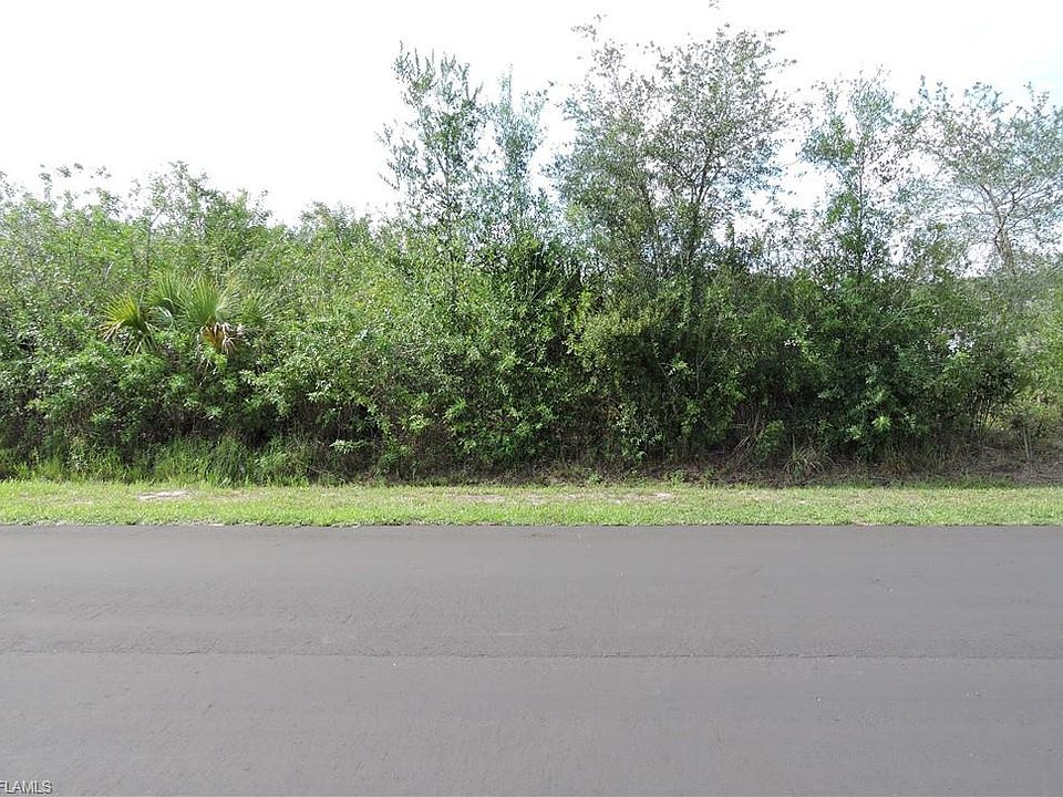 1st image of 6400 Castlewood Cir