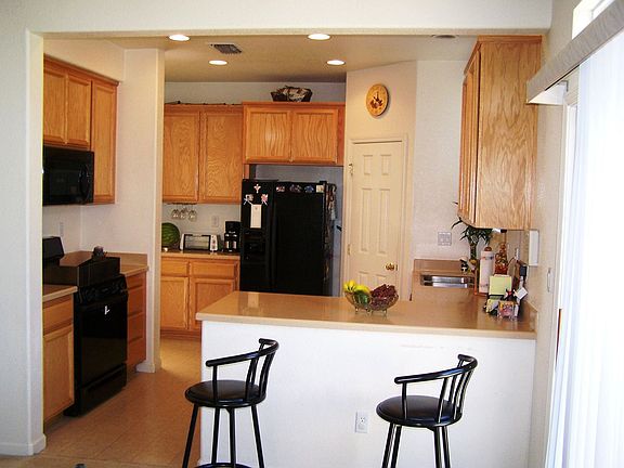 3rd image of 5337 Dunlay Dr