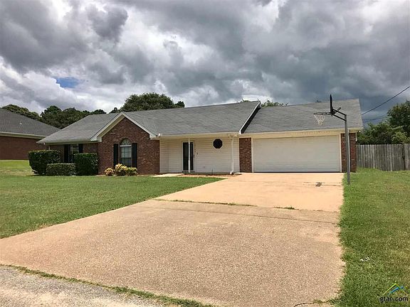 3rd image of 18143 Adele Ln
