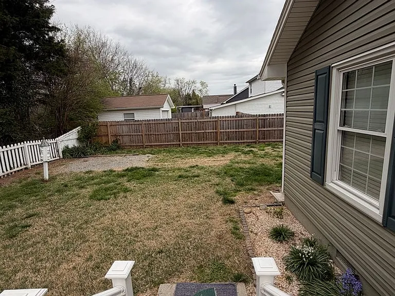 711 Marlin Ln — Photo 32