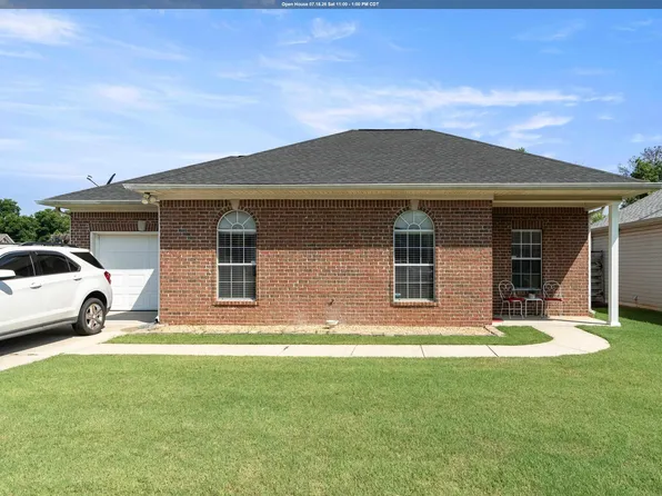 8627 Cedar Springs Cir, Leeds, AL 35094