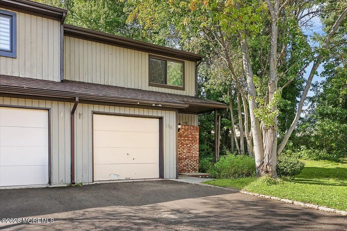 3 bed, 2.5 bath, 1663 sqft, $3,300 — Photo 4