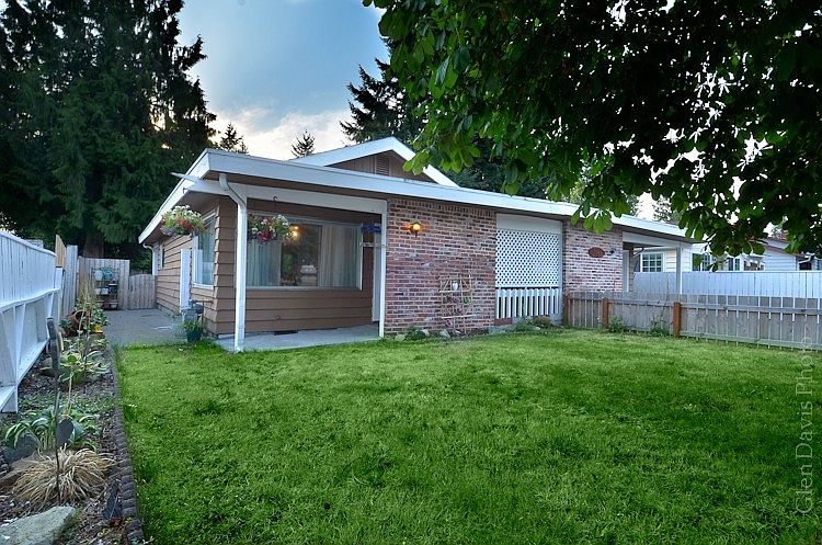 1st image of 3809 Almira Dr