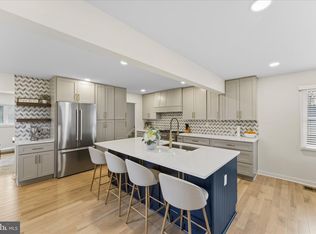 3804 Richardson Pl, Fairfax, VA