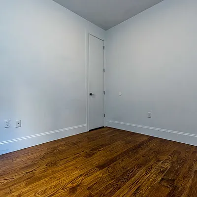 Rented by Nooklyn NYC LLC | media 32