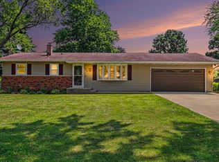 124 River Park Dr, Marshall, MI 49068