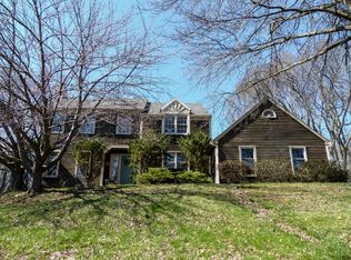 438 S Saddlebrook Cir, Chester Springs, PA 19425