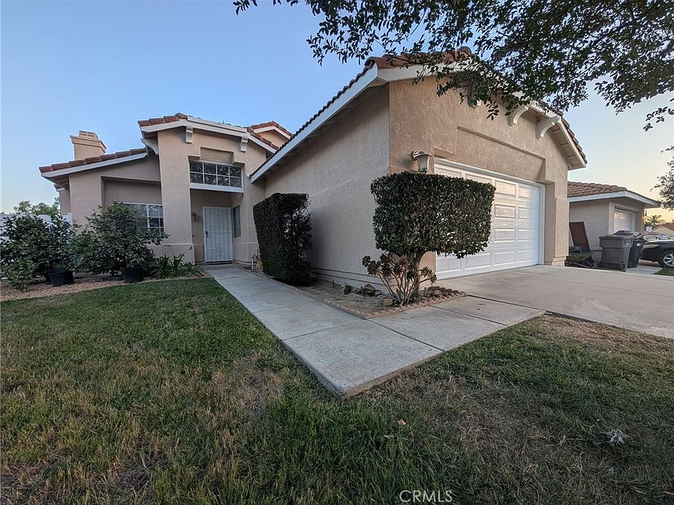 1st image of 39992 Milos Ct