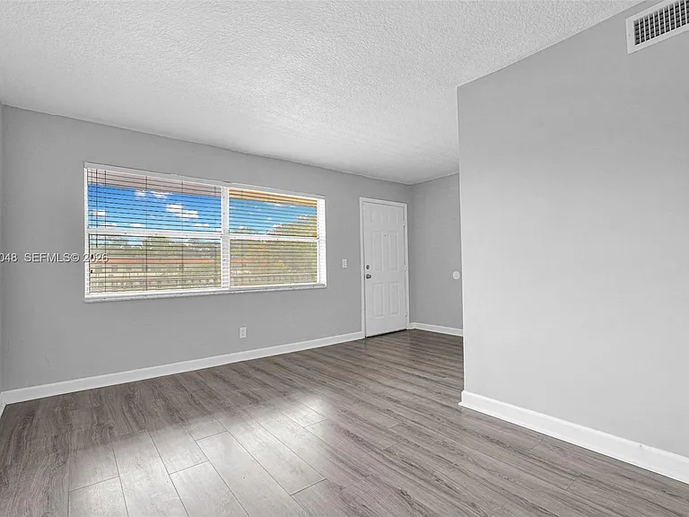 400 NW 65th Ave #210 — Photo 9