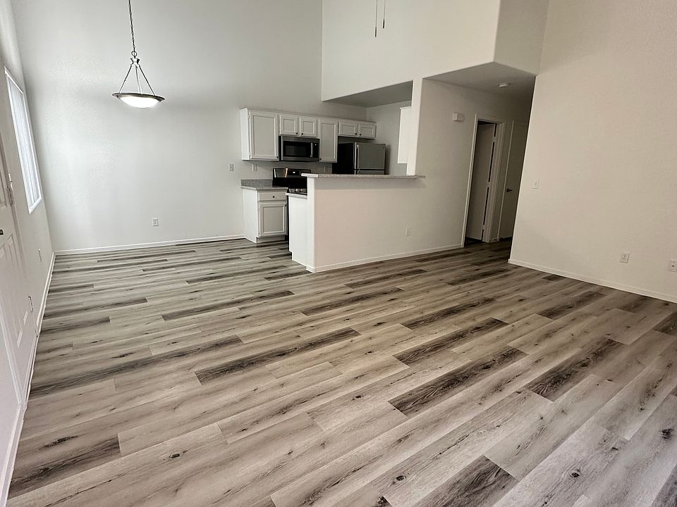 1st image of 1200 Emerywood Ct #X