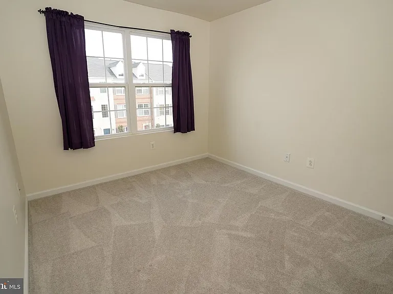 7810 Quidditch Ln — Photo 22