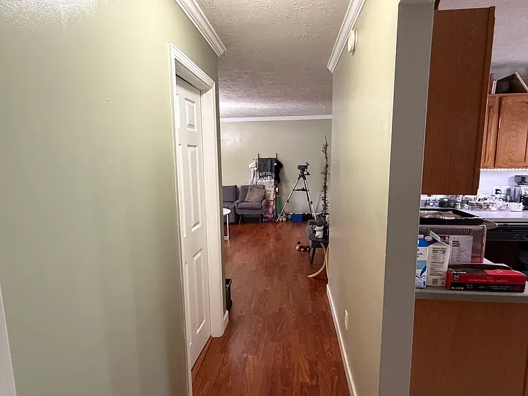 hallway from door to garage