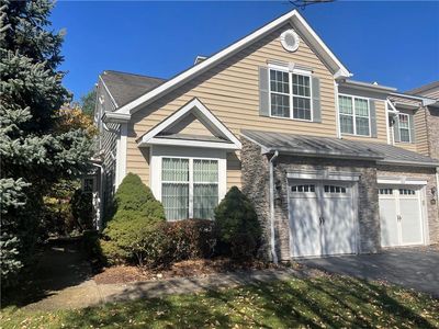 966 Huntington Drive, Fishkill, NY, 12524