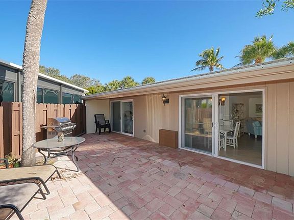 5th image of 209 Whispering Sands Dr #V-2