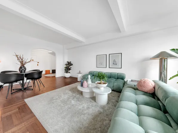 172 East 4th Street 8F image 3 of 9