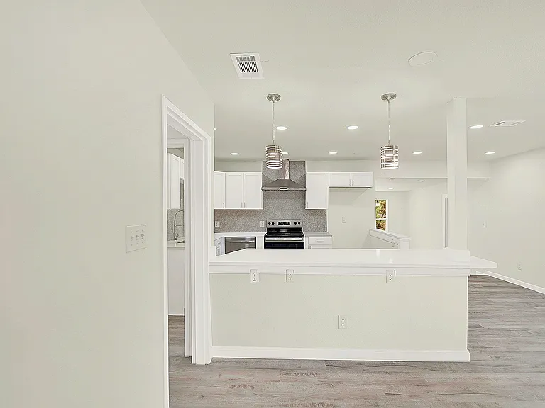630 Sumner Dr — Photo 5