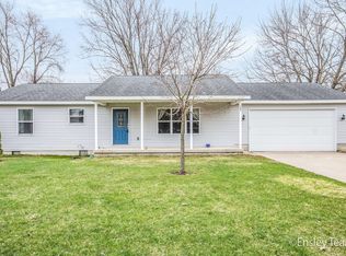 182 E Elm St NE, Cedar Springs, MI 49319