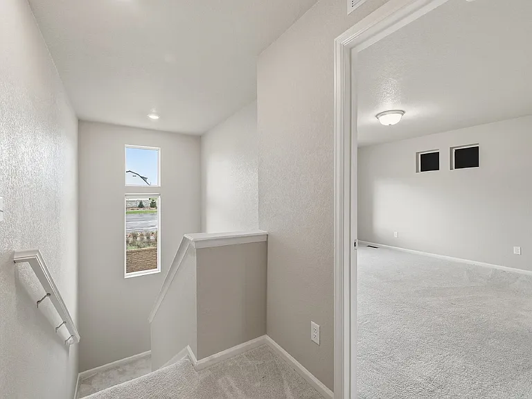 5764 Dakan Loop — Photo 14