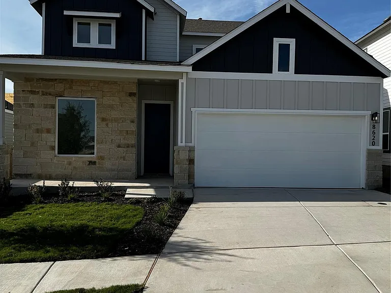 8620 Torrita Dr — Photo 3