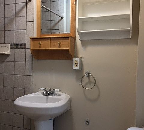 Bathroon