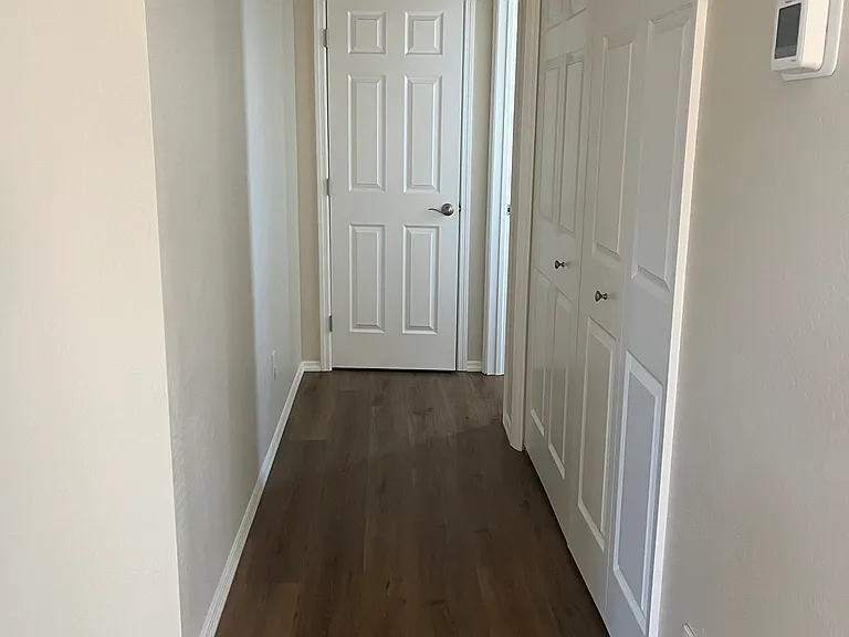 357 S Cliffs Pkwy #C — Photo 2