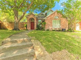 807 Sonora Ct, Grand Prairie, TX 75052