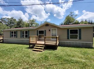 40 English Oak Ln, Mount Storm, WV 26739
