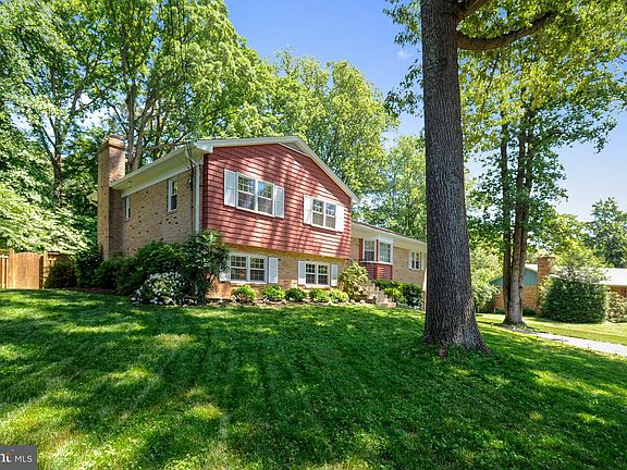 2nd image of 8602 Otis Ct