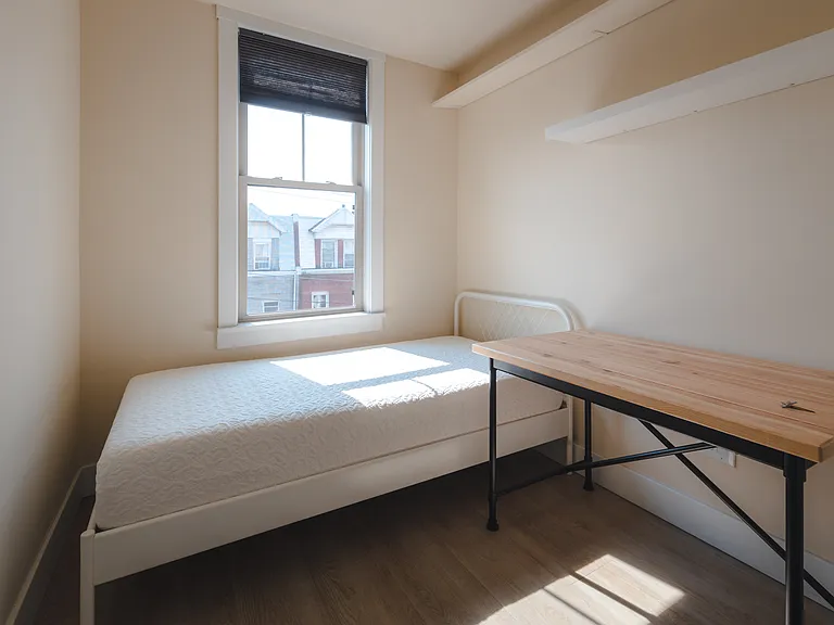 651 N 33rd St #3 — Photo 9
