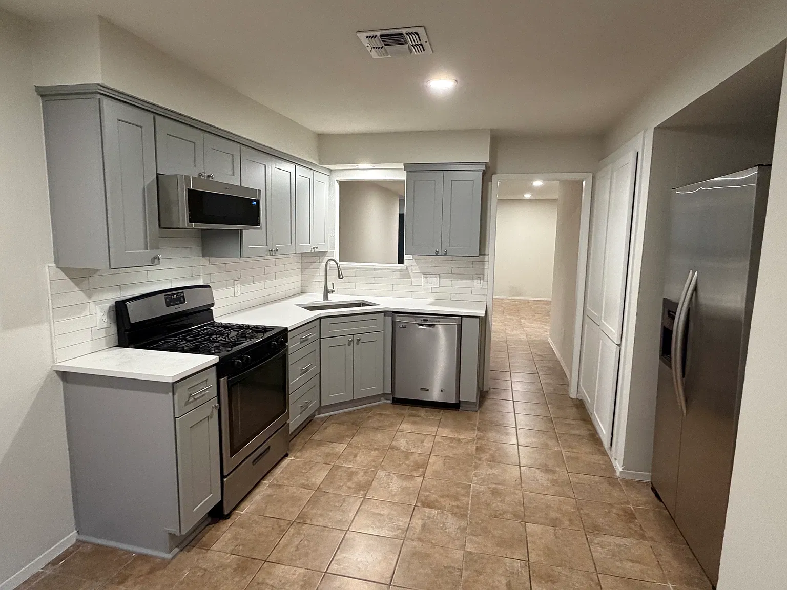 6803 Star Dr — Photo 3