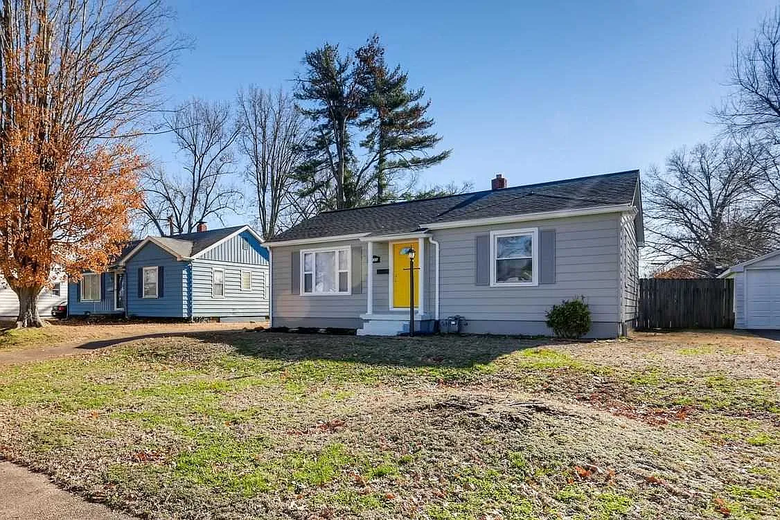 5101 Sweetser Ave photo 1