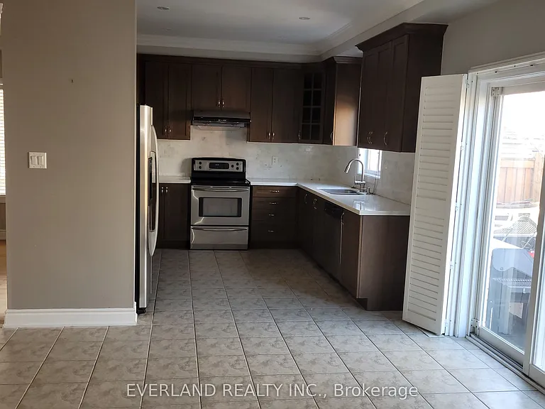58 Casa Nova Dr — Photo 9