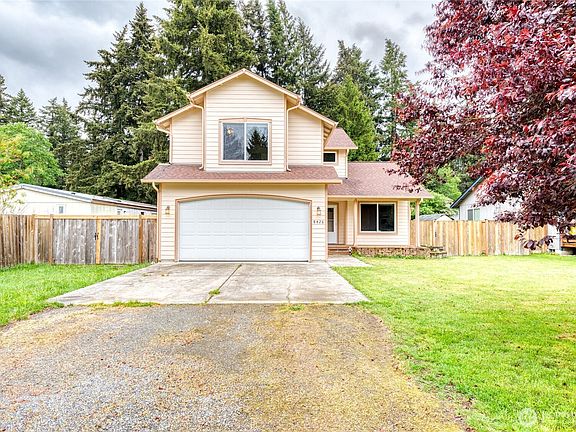2nd image of 8426 Pepperidge Lane SE