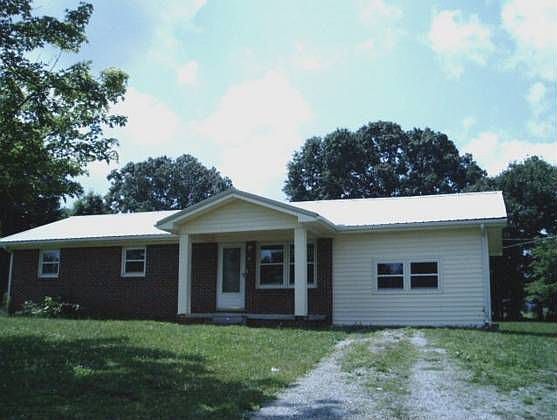 1st image of 740 Heather Dr