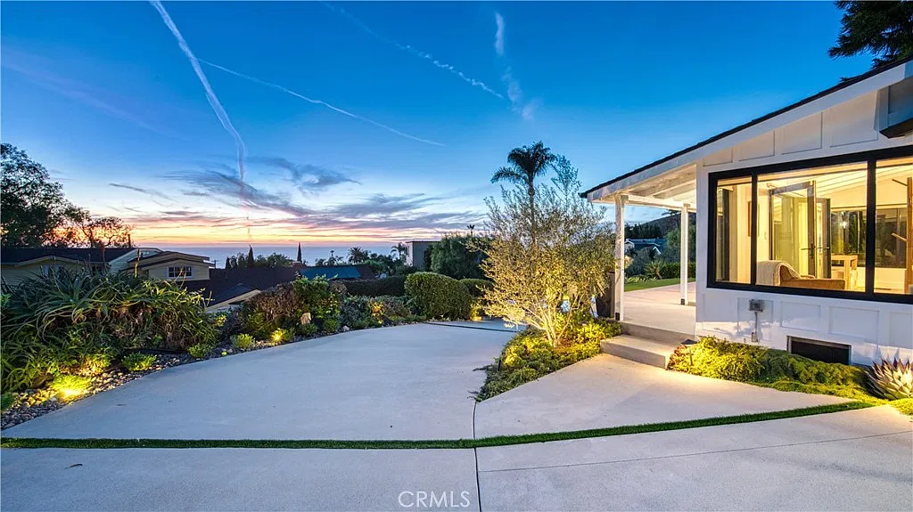 3 bed, 1249 sqft, $10,000 — Photo 1