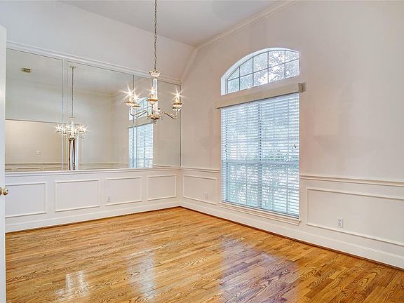 4th image of 21715 Cinco Blvd