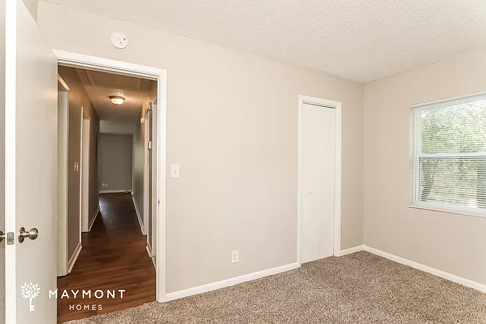 1857 W 24th St — Photo 12
