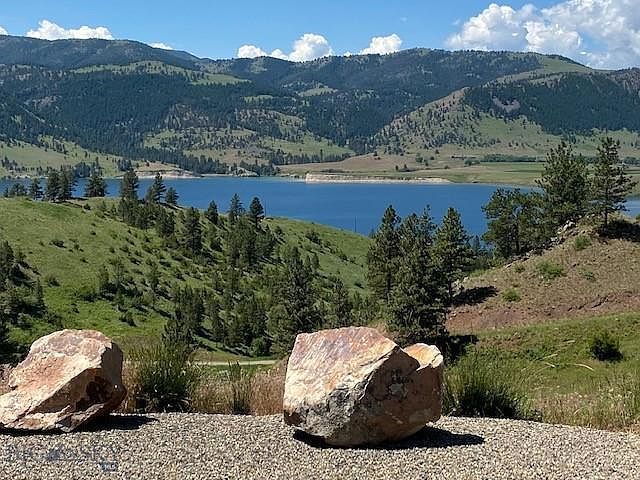 1st image of 2780 Mtn Lion Gulch