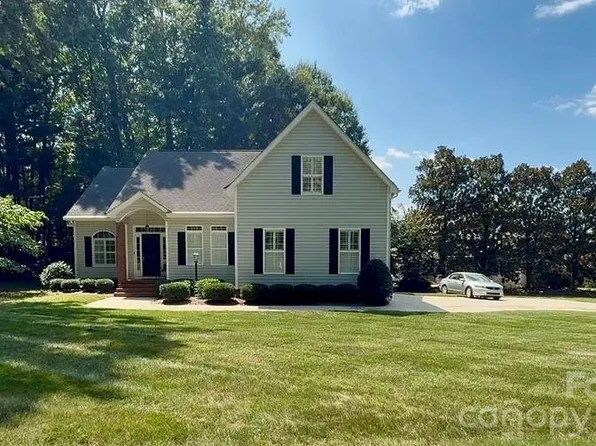 952 Lake Club Dr, Rock Hill, SC 29732