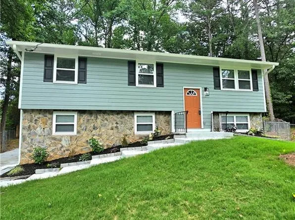 2293 Cherokee Valley Dr, Lithonia, GA 30058