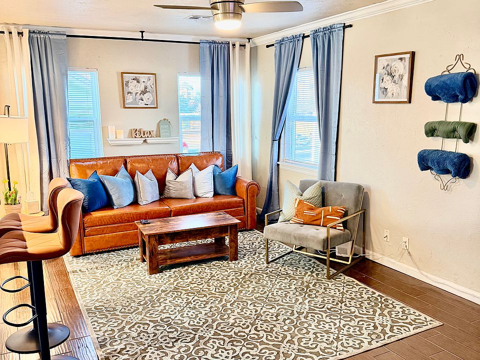 1st image of 2315 N Gatewood Ave #2315