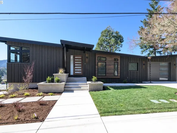 3680 Potter St, Eugene, OR 97405