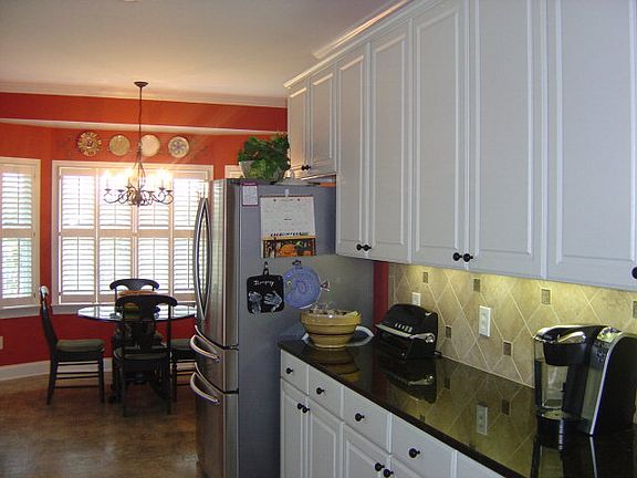 3rd image of 306 Willows Ct